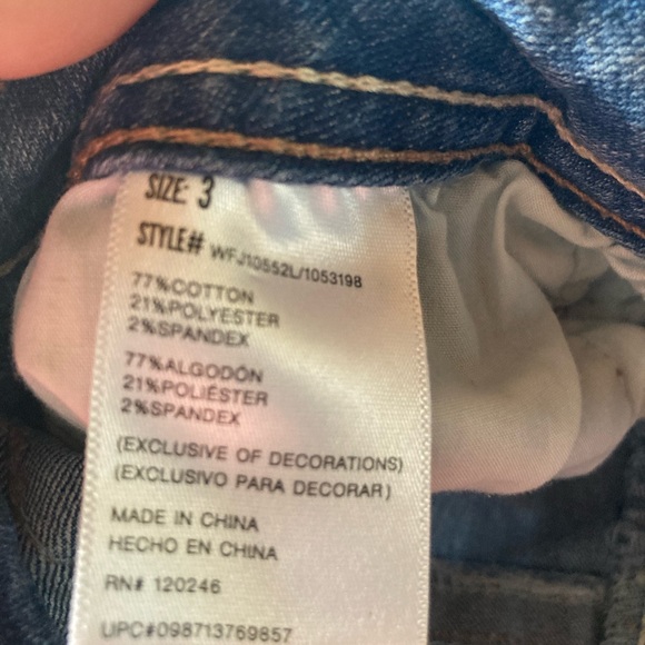 Wallflower womens jean shorts size 3 - Picture 4 of 4